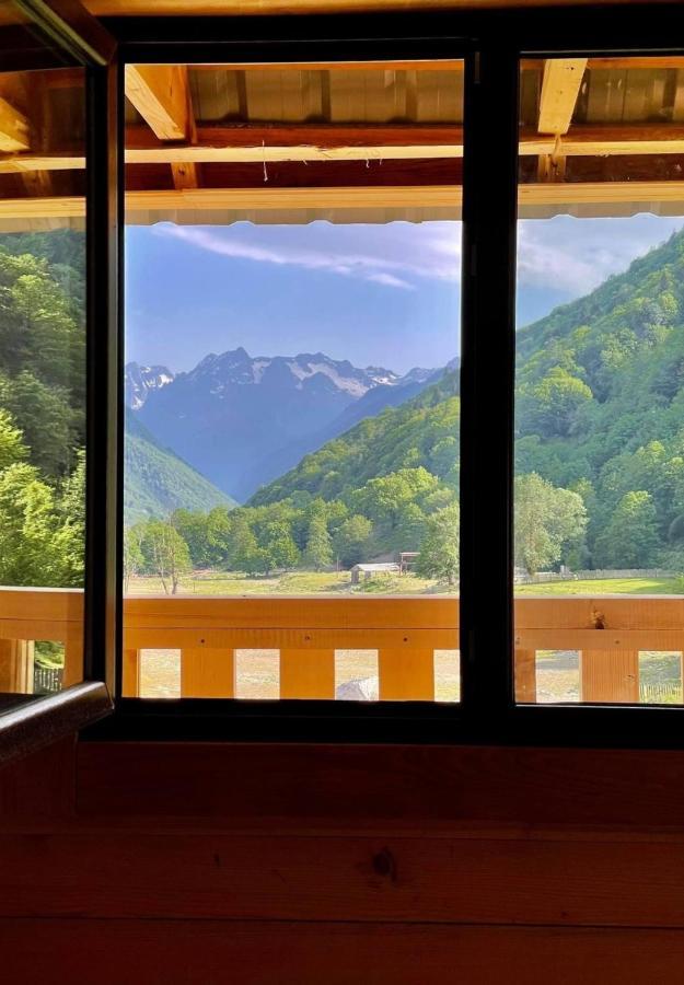 Hotel Chubezeni ميستيا المظهر الخارجي الصورة